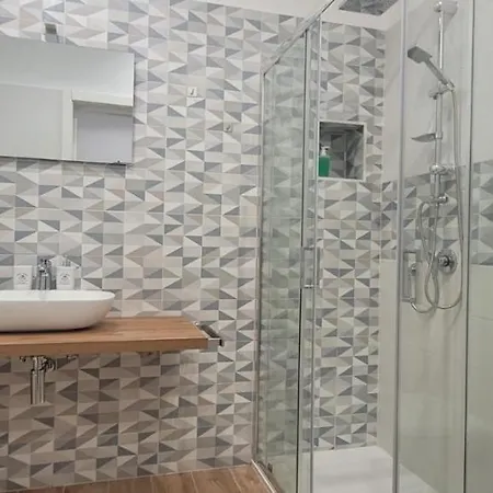 Brigata Regina 88 Apartman *